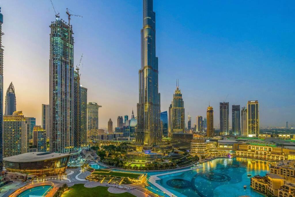 Spectacular Burj & Fountain View - Luxurious 3 Bedrooms & Maids Room - The Residences Dubai Exterior foto