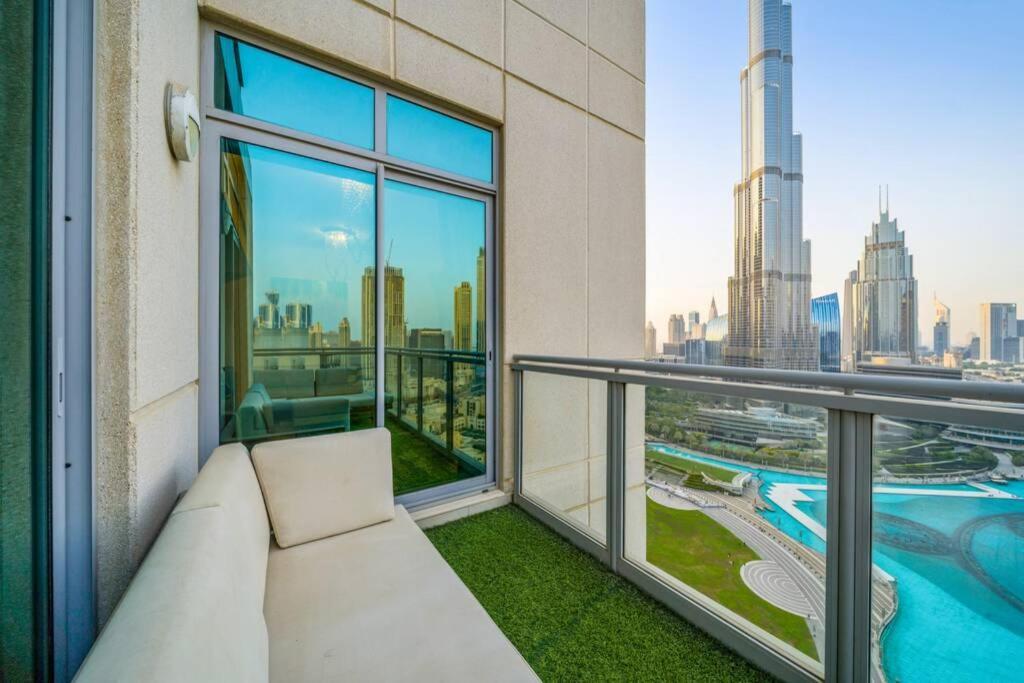 Spectacular Burj & Fountain View - Luxurious 3 Bedrooms & Maids Room - The Residences Dubai Exterior foto
